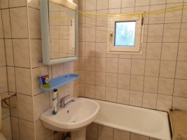 cantacuzino-paltinis-3camere-dec-etaj1-2balcoane-la-59000-euro-13